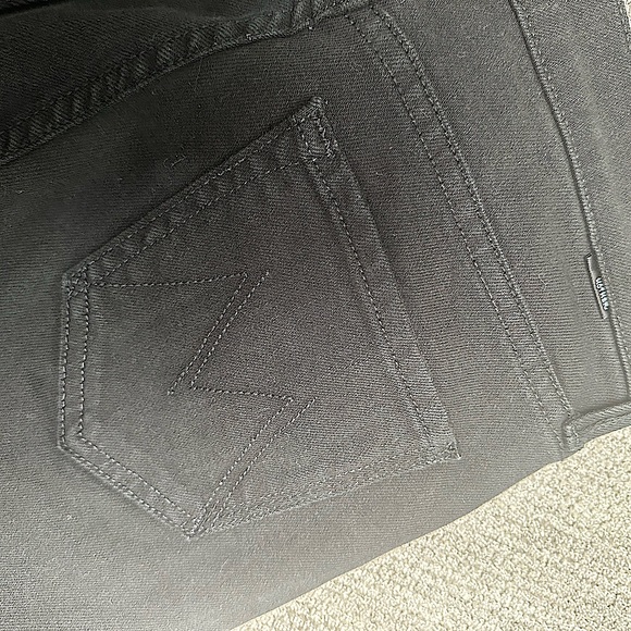 Mother Denim - Rascal Ankle Fray - “Pitch” Black - size 24 - Picture 4 of 4